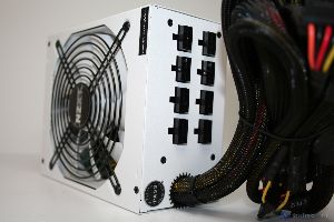 00022 NZXT-HALE90-850-M_WWW.XTREMEHARDWARE.COM