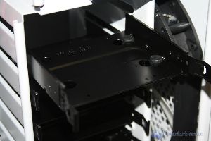 00048Aerocool XPREDATOR WHITE XTREMEHARDWARE.COM